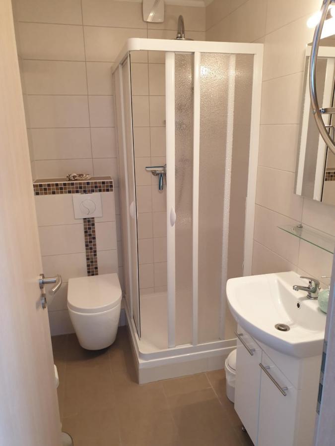 Ferienwohnung Julia Emden Esterno foto